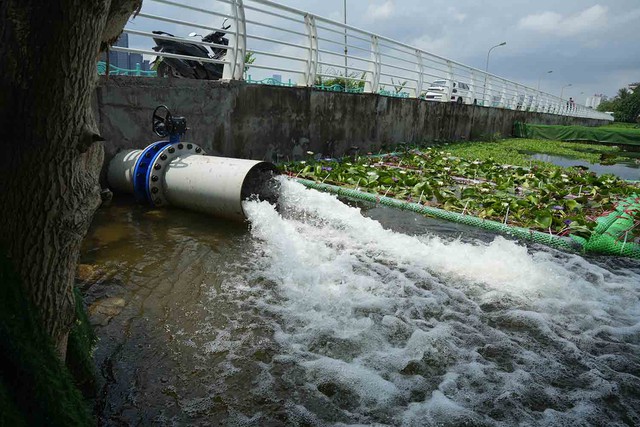 Hồ Tây có phải 'niêu cơm Thạch Sanh' của sông Tô Lịch không? - Ảnh 2.