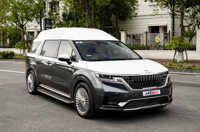 Top 5 mẫu xe chủ tịch đang bán tại Việt Nam: "Tổng tài" đích thực phải ngồi xe này - Ảnh 1.