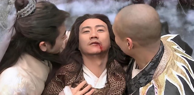 Hư Trúc bị giết nhưng Đoàn Dự chỉ một mực im lặng không báo thù: Hãy xem kẻ giết anh ta là ai - Ảnh 2.