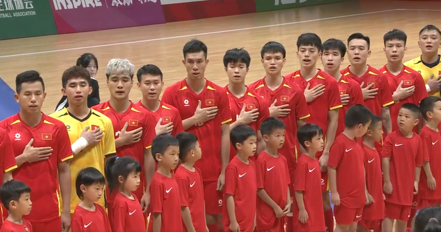 Diễn biến Việt Nam vs Hong Kong: Tuyển Việt Nam chơi tấn công dồn dập - Ảnh 2.