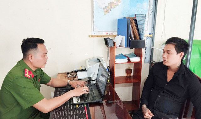 Bắt Lý Văn Nghiệp sinh năm 1998- Ảnh 1. Bắt Lý Văn Nghiệp sinh năm 1998- Ảnh 1.