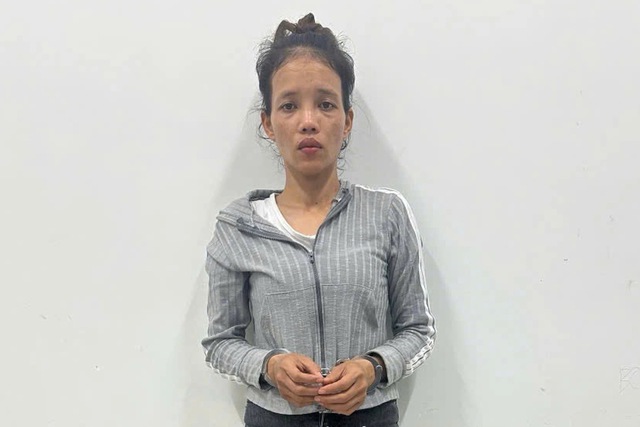 Người phụ nữ tử vong sau khi bị cướp điện thoại: Chân dung 2 đối tượng, cướp xong đi nhà nghỉ- Ảnh 1.