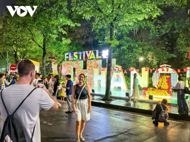 Ngang hàng Kyoto và Nami, thành phố duy nhất của Việt Nam lọt Top 7 điểm đến mùa thu đẹp nhất châu Á- Ảnh 4. Ngang hàng Kyoto và Nami, thành phố duy nhất của Việt Nam lọt Top 7 điểm đến mùa thu đẹp nhất châu Á- Ảnh 4.