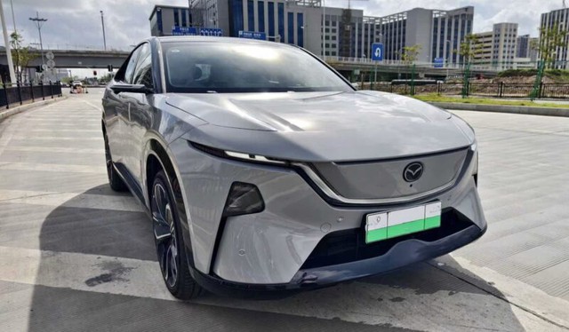 Mazda có xe điện trên hạng CX-5 chưa bán đã có 40.000 đơn cọc, dùng 86,5% thép siêu cứng, review nói gì?- Ảnh 1.