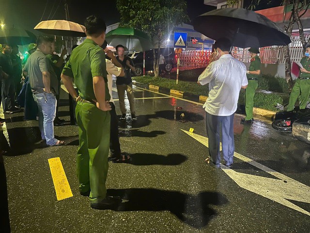 NÓNG: Người đàn ông ở Phú Thọ tấn công khiến vợ và 2 người đàn ông khác tử vong- Ảnh 1. NÓNG: Người đàn ông ở Phú Thọ tấn công khiến vợ và 2 người đàn ông khác tử vong- Ảnh 1.