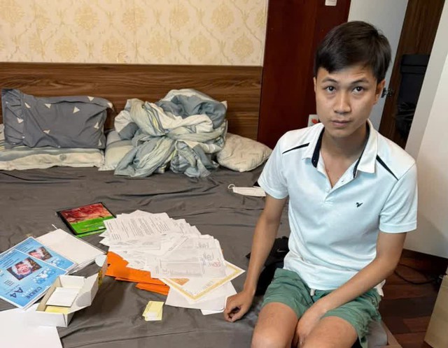 Bắt, khám xét nơi ở của Phạm Văn Công sinh năm 1996- Ảnh 3.