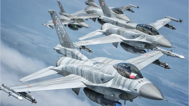 Tất cả bốc cháy, Nga hoàn tất đòn đánh: F-16 xuất kích khẩn, thiết giáp NATO áp sát Saint Petersburg- Ảnh 3. Tất cả bốc cháy, Nga hoàn tất đòn đánh: F-16 xuất kích khẩn, thiết giáp NATO áp sát Saint Petersburg- Ảnh 3.
