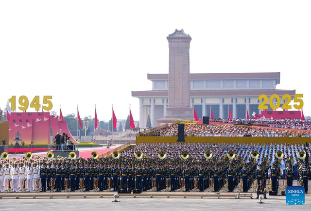 Diễu binh Trung Quốc phô diễn sức mạnh quân sự tại Quảng trường Thiên An Môn - Ảnh 16. Diễu binh Trung Quốc phô diễn sức mạnh quân sự tại Quảng trường Thiên An Môn - Ảnh 16.