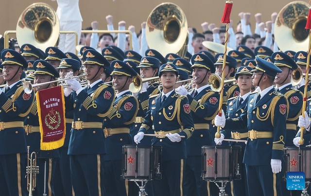 Diễu binh Trung Quốc phô diễn sức mạnh quân sự tại Quảng trường Thiên An Môn - Ảnh 17. Diễu binh Trung Quốc phô diễn sức mạnh quân sự tại Quảng trường Thiên An Môn - Ảnh 17.