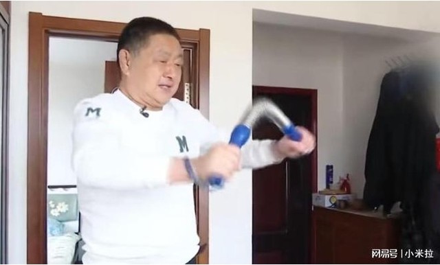 Ông lão 73 tuổi một mực tìm bạn đời trẻ đẹp, 20 lần xem mắt vẫn chưa ưng ý: "Tôi có quyền đặt điều kiện!" - Ảnh 1.