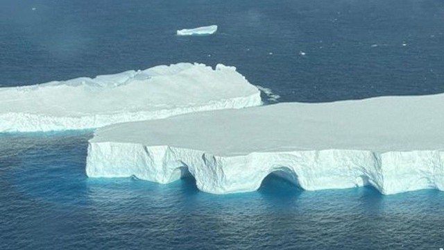 Tảng băng trôi lớn nhất thế giới đã vỡ - Ảnh 4.