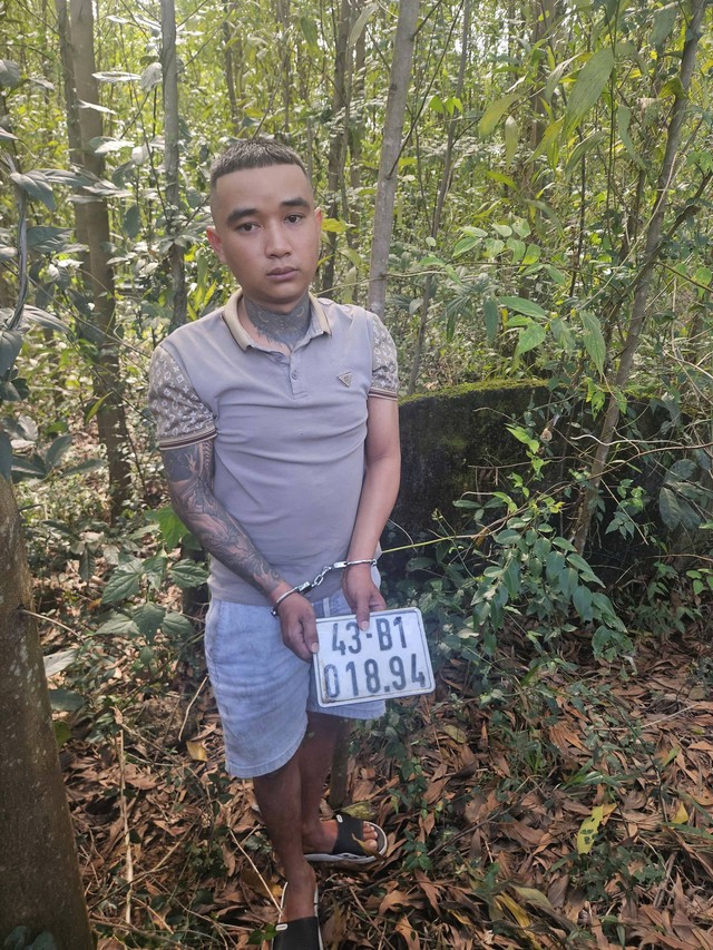 Ra lệnh bắt tạm giam Nguyễn Văn Vinh SN 2000 - Ảnh 1.