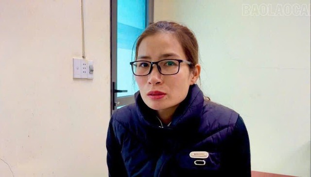 Kiểm tra nơi ở của Phạm Thị Hồng Nhung, bắt quả tang 4 đ&ocirc;i nam nữ - Ảnh 1.