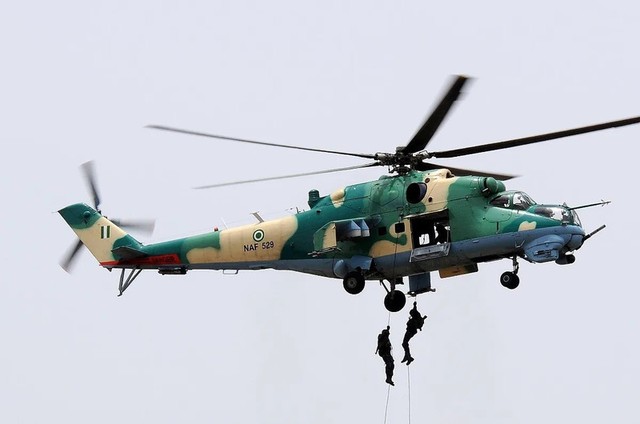 Những chiến binh th&eacute;p trong kh&ocirc;ng trung: 10 M&aacute;y bay huyền thọai vẫn bay h&ocirc;m nay - Ảnh 5.