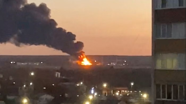 Nổ Leopard! Nga đánh lớn, nghi bắn tên lửa 1000km – Ông Zelensky tới gấp Davos sau câu nói của ông Trump - Ảnh 2.