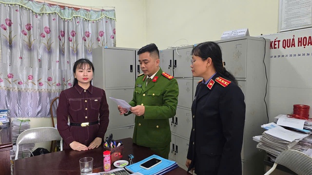 Quyết định khởi tố b&aacute;c sĩ, c&aacute;n bộ y tế Trần Thị Giang, L&ecirc; Vũ Long v&agrave; 3 người kh&aacute;c - Ảnh 1.