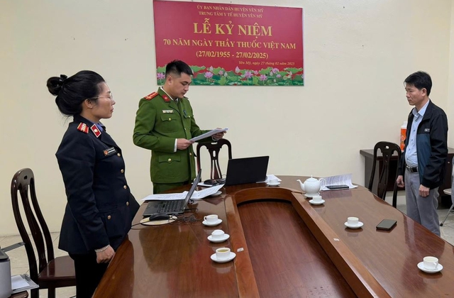 Quyết định khởi tố b&aacute;c sĩ, c&aacute;n bộ y tế Trần Thị Giang, L&ecirc; Vũ Long v&agrave; 3 người kh&aacute;c - Ảnh 2.