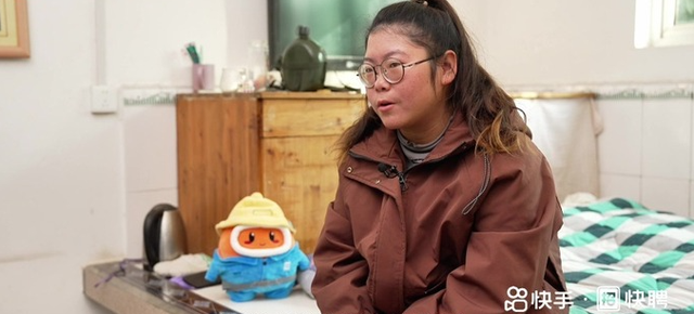 Cụ bà 70 tuổi thấy đồ đạc 'tự di chuyển' dù không mất đồ: Kiểm tra router thì phát hiện chi tiết đáng sợ - Ảnh 1.