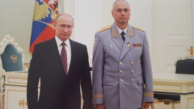 Đòn chí mạng! Kremlin điều Tướng khét tiếng, hé lộ vũ khí đặc biệt trả đũa – Kiev nói về “lối thoát duy nhất” - Ảnh 3.