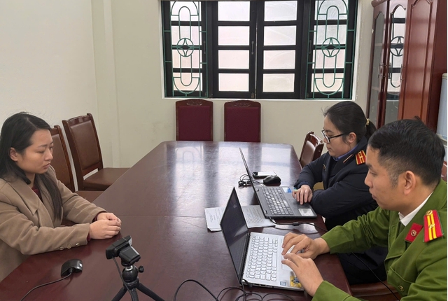 Quyết định khởi tố cán bộ đất đai Trần Thị Dịu - Ảnh 1.