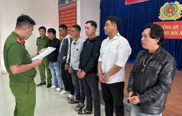 Thi hành lệnh bắt tạm giam Nguyễn Bảo Ninh và 5 người khác - Ảnh 1.