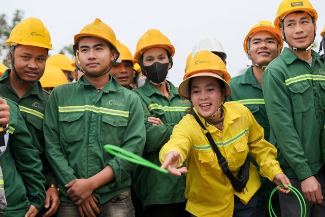 Nhà thầu lớn nhất Việt Nam làm một việc cho 1.100 công nhân: Đại diện Liên đoàn Lao động nói lời cảm ơn - Ảnh 1.