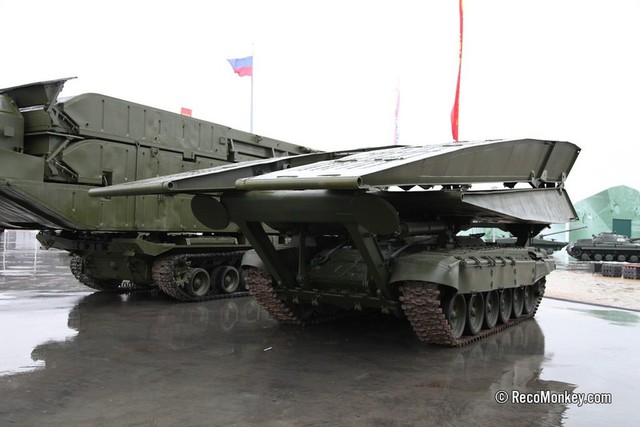 Hiệu quả đặc biệt của xe tăng bắc cầu MTU - 90 m trong c&ocirc;ng nghệ qu&acirc;n sự 2026 - Ảnh 3.