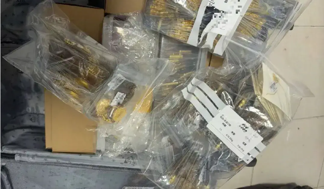 Nhân viên quên vali “không ai dám bê một mình” trên tàu cao tốc: Thứ bên trong có giá trị gần 2.000 tỷ - Ảnh 3.