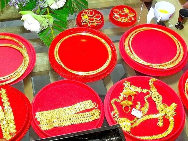 Bán vàng cưới không có giấy tờ có sao không? Nhiều người mang vàng đi bán mới biết điều này - Ảnh 2.