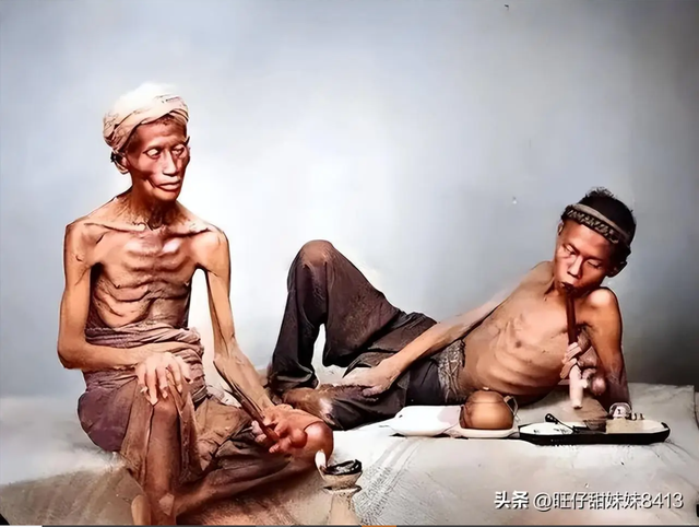 20 bức ảnh hiếm thời kỳ cuối nh&agrave; Thanh: Bức ảnh duy nhất c&ograve;n tồn tại của Ho&agrave;ng đế Quang Tự, c&ocirc; d&acirc;u e thẹn c&uacute;i đầu - Ảnh 12.