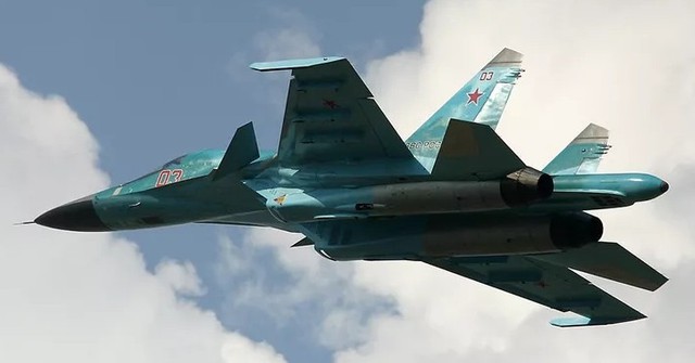 Su - 34 v&agrave; sức mạnh kh&ocirc;ng thể cưỡng lại tr&ecirc;n chiến trường Ukraine - Ảnh 1.