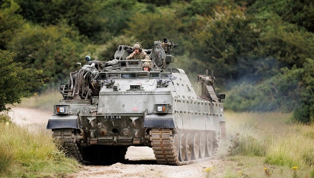 Thiết giáp Titan và Trojan: Cập nhật tính năng mới trong công nghệ quân sự hiện đại - Ảnh 6. Thiết giáp Titan và Trojan: Cập nhật tính năng mới trong công nghệ quân sự hiện đại - Ảnh 6.