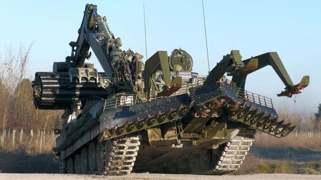 Thiết giáp Titan và Trojan: Cập nhật tính năng mới trong công nghệ quân sự hiện đại - Ảnh 3. Thiết giáp Titan và Trojan: Cập nhật tính năng mới trong công nghệ quân sự hiện đại - Ảnh 3.