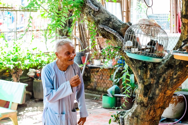 Tuổi thọ 74 , 7 năm và 65 , 4 năm sống khỏe: Tài chính chăm sóc người cao tuổi - Ảnh 1. Tuổi thọ 74 , 7 năm và 65 , 4 năm sống khỏe: Tài chính chăm sóc người cao tuổi - Ảnh 1.