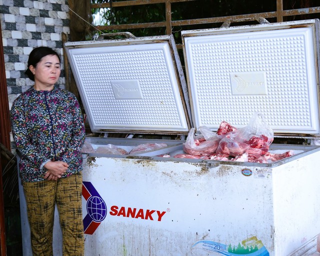 Bất ngờ kiểm tra 5 địa điểm trong chuyên án lớn: Bắt người bán thịt Nguyễn Thị Thu Phượng SN 1975 - Ảnh 3.