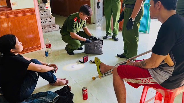 Công an kiểm tra nơi ở của Đỗ Văn Biên, bắt giữ Nguyễn Thị Pha SN 1987 cùng chủ nhà - Ảnh 1.