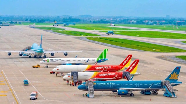 Tin vui từ bầu trời Việt Nam  - Ảnh 1.