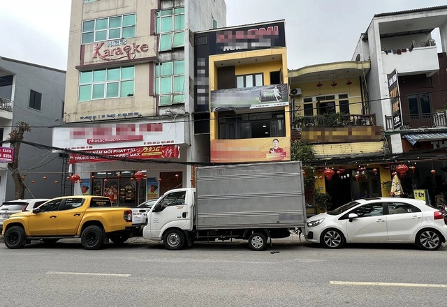 Vụ xe tải đỗ chắn cửa h&agrave;ng, chủ nh&agrave; điều 2 xe ra chặn đầu, chặn đu&ocirc;i ở Nghệ An: Đ&atilde; c&oacute; hồi kết - Ảnh 2.