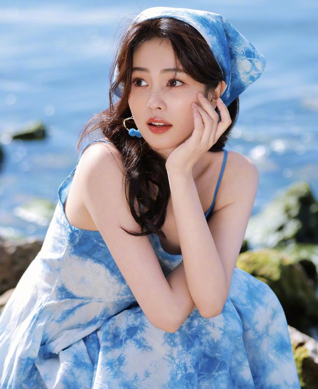 Tử vi tổng quan tuổi Tỵ năm B&iacute;nh Ngọ 2026: Cuộc sống thịnh vượng, vi&ecirc;n m&atilde;n - Ảnh 1.