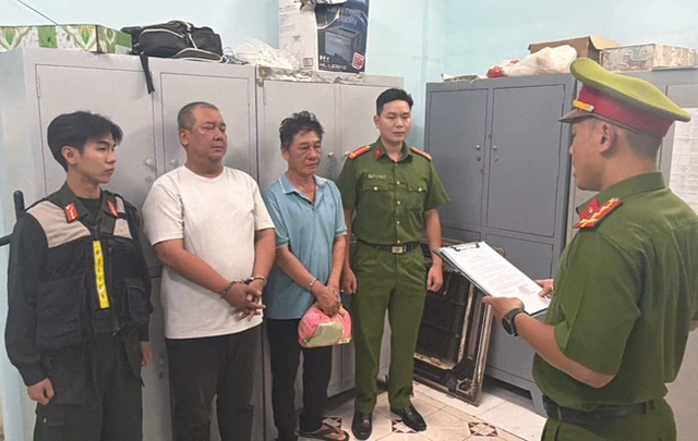 Bắt khẩn cấp tài xế xe buýt Lê Tấn Cường 48 tuổi - Ảnh 1.