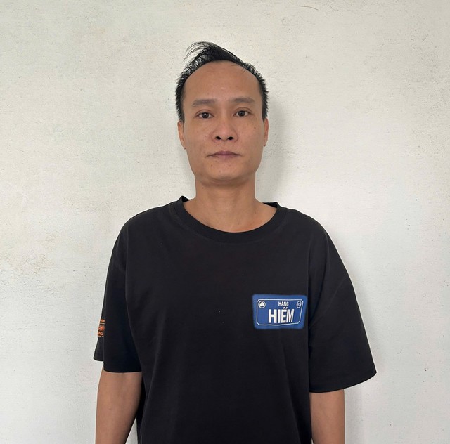 Nguyễn Đức Tiến - 'trùm' lừa đảo ở Campuchia về nước đầu thú ngày Tết - Ảnh 1.