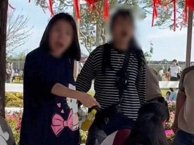 Nhóm người xô xát vì tranh giành ghế ở quán cafe mùng 4 Tết, 2 người nhập viện: Nạn nhân lên tiếng - Ảnh 1.