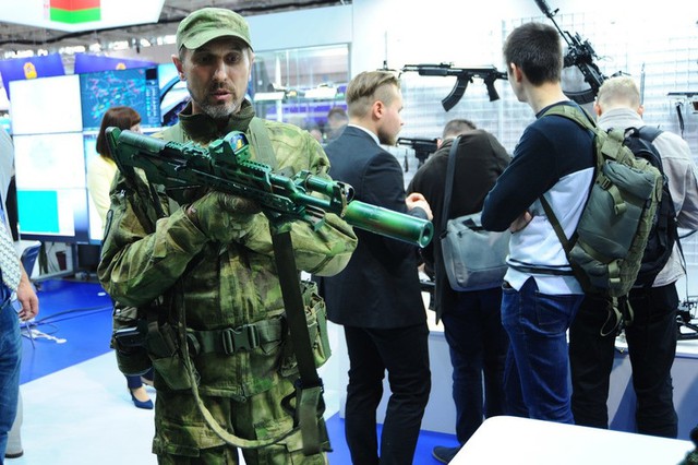 Belarus bắt đầu sản xuất súng trường VSK - 100 vào cuối năm 2026 - Ảnh 7. Belarus bắt đầu sản xuất súng trường VSK - 100 vào cuối năm 2026 - Ảnh 7.