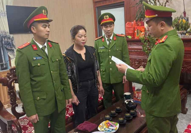 Vụ bắt khẩn cấp Nguyễn Thị M&ugrave;i thu tiền đỗ xe: C&ocirc;ng an tỉnh Bắc Ninh ra th&ocirc;ng b&aacute;o  - Ảnh 2.