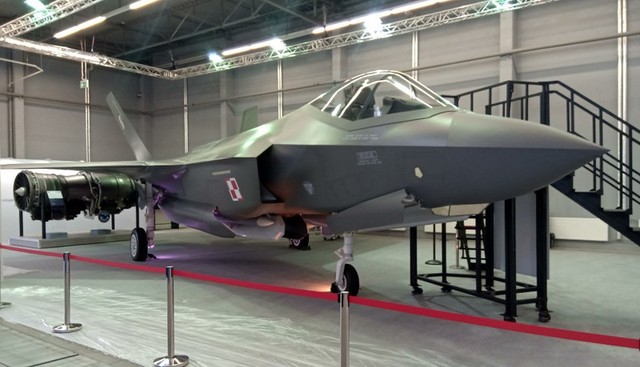 F - 35 Ba Lan sẽ trở th&agrave;nh m&aacute;y bay tấn c&ocirc;ng hạt nh&acirc;n , uy hiếp Kaliningrad - Ảnh 8.