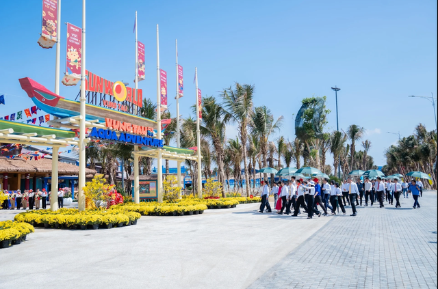 Tổ chức kỷ lục thế giới sang Việt Nam xác nhận điều chưa từng có: 2 kỷ lục trao ngay ngày khai trương - Ảnh 3.