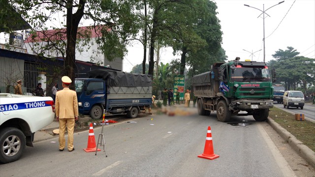 Cú đánh lái bất thường của tài xế vụ CSGT bị tông tử vong khi đang làm nhiệm vụ - Ảnh 1.