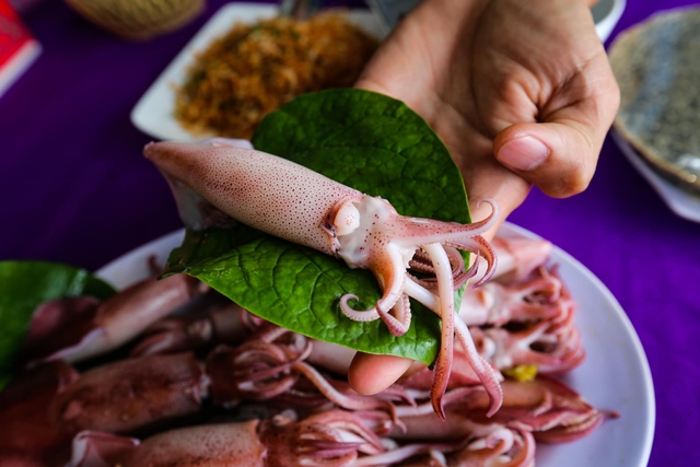 Đặc sản "ăn một lần, nhớ một đời" của tỉnh miền Trung: Chủ tịch tỉnh phải đăng lên Facebook - Ảnh 6.