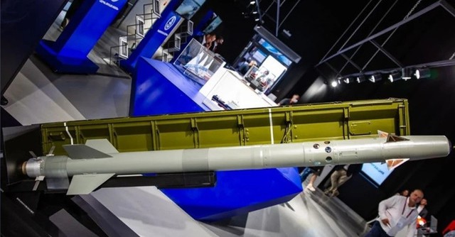 L&ocirc; t&ecirc;n lửa ph&ograve;ng kh&ocirc;ng 9M333 đầu ti&ecirc;n sẽ được b&agrave;n giao v&agrave;o năm 2026 - Ảnh 2.