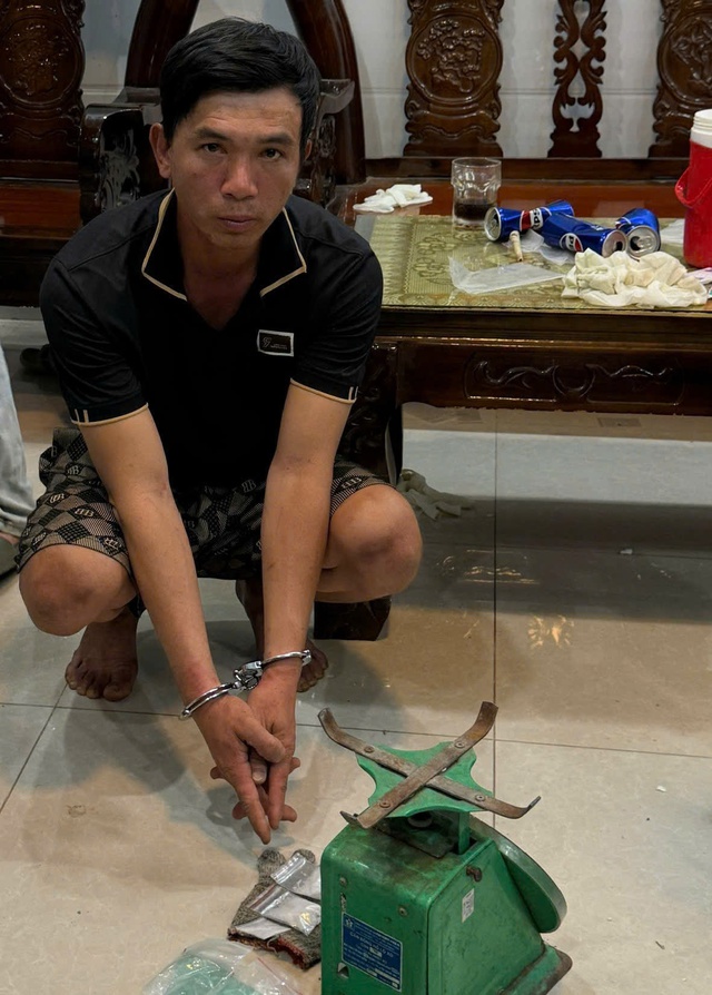 Kiểm tra nơi ở, tạm giữ hình sự Ngô Linh Hồng Thủy - Ảnh 1.